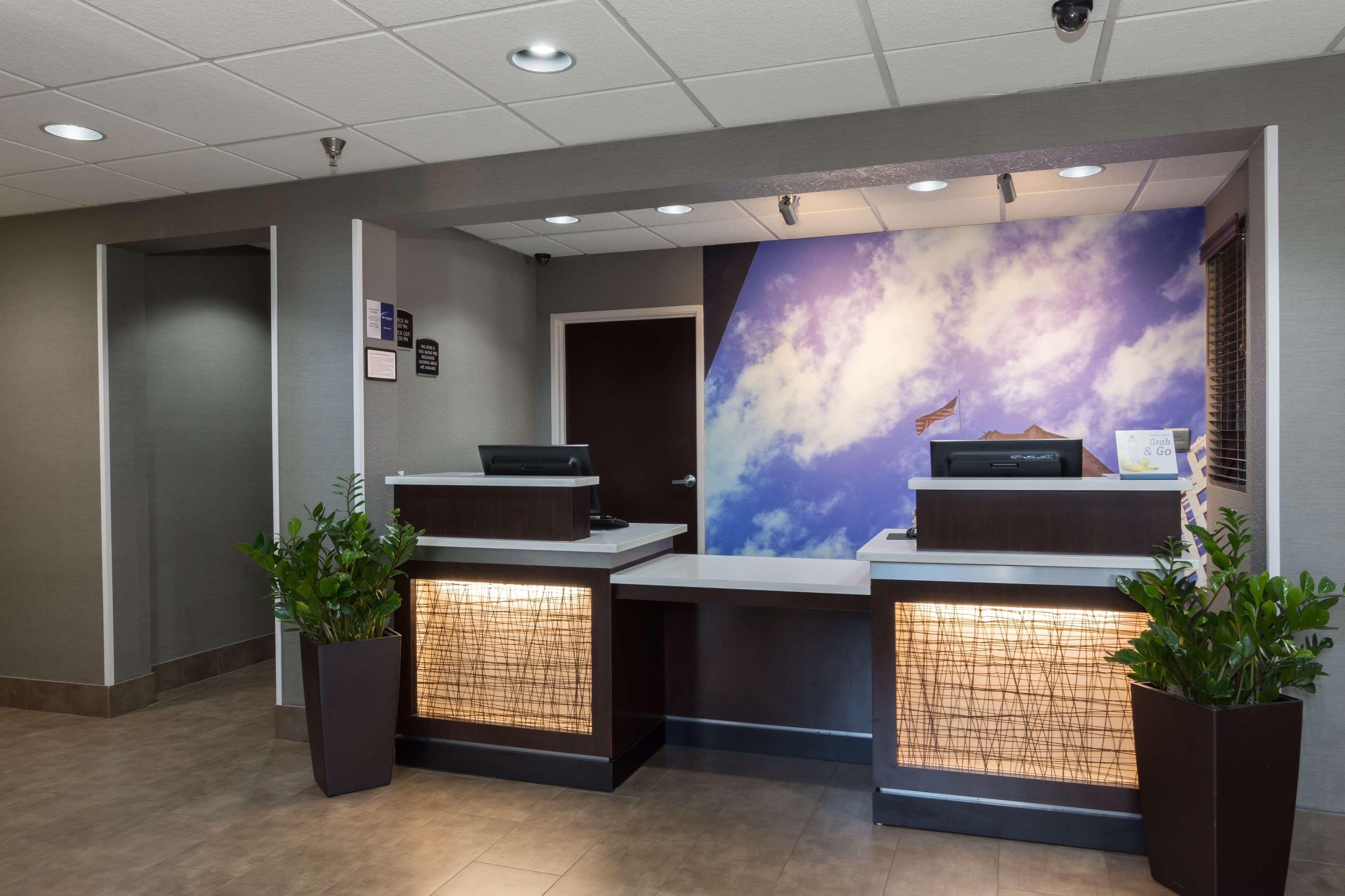 Best Western Plus Pineville-Charlotte South Exterior photo