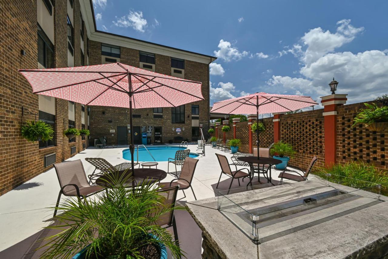 Best Western Plus Pineville-Charlotte South Exterior photo